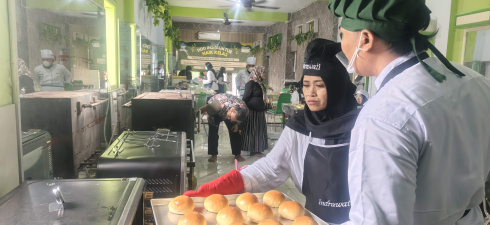 Kursus Tata boga merupakan bagian dari Rumpun keterampilan – Pariwisata & Kreatif (School of Tourism & Art) diantaranya : – [&hellip;]